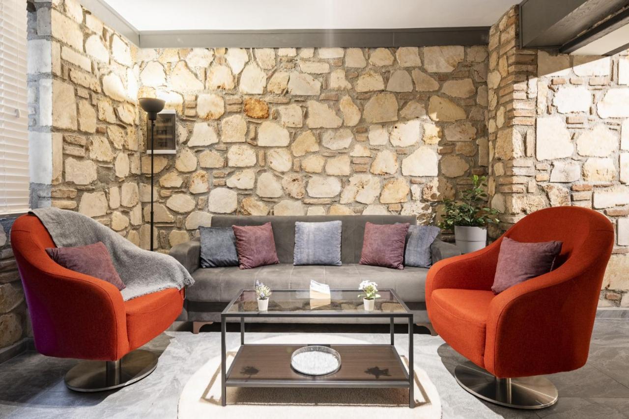 Charming Flat Near Hadrians Gate Apartman Antalya Kültér fotó