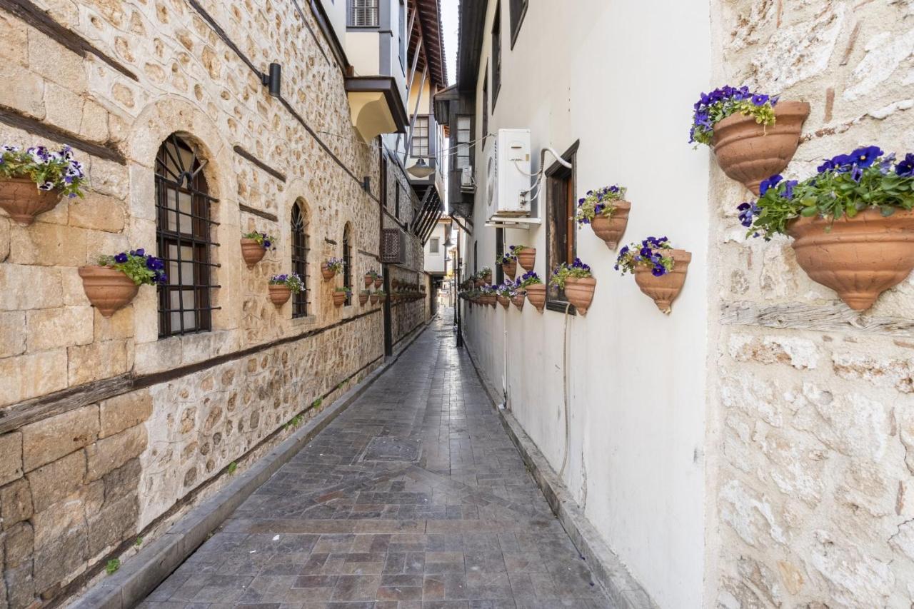Charming Flat Near Hadrians Gate Apartman Antalya Kültér fotó